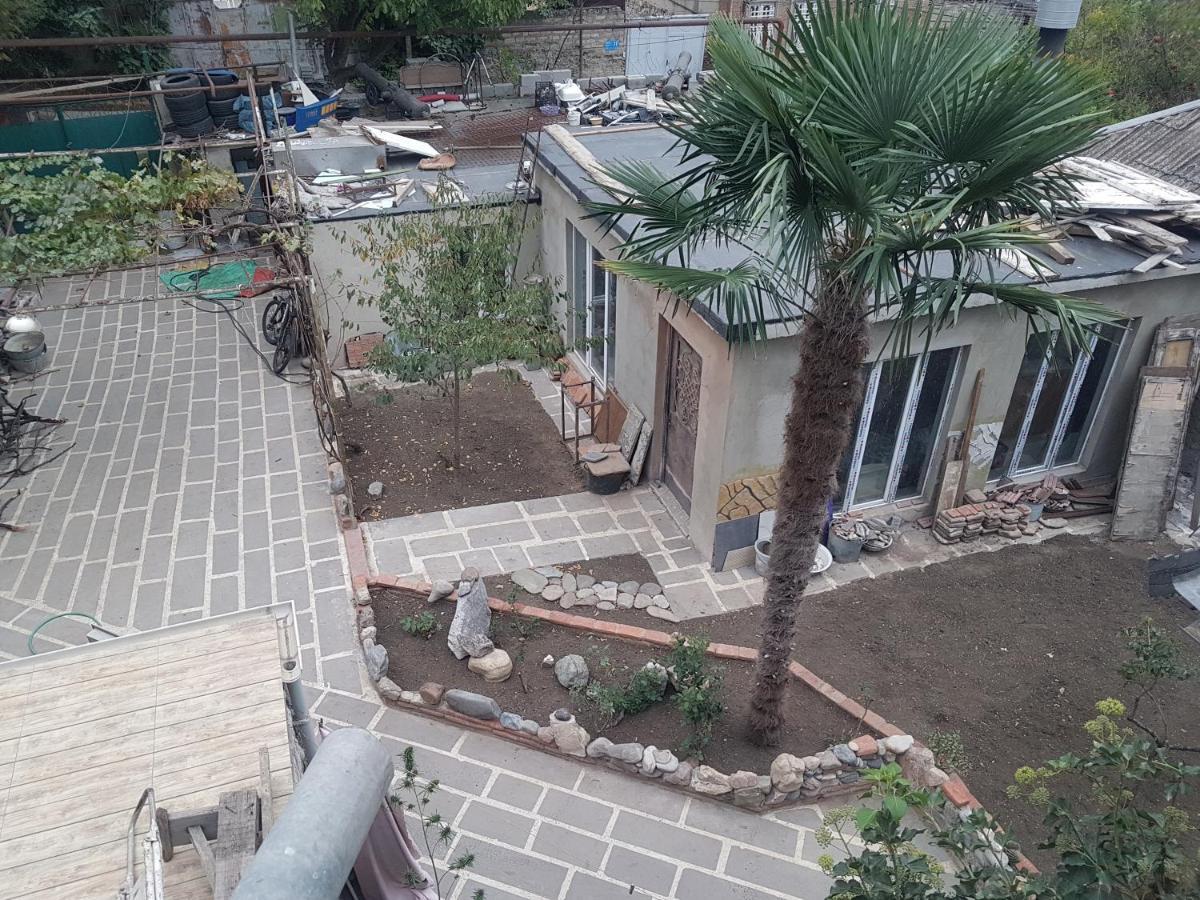 Romson Hotel Тбилиси Екстериор снимка