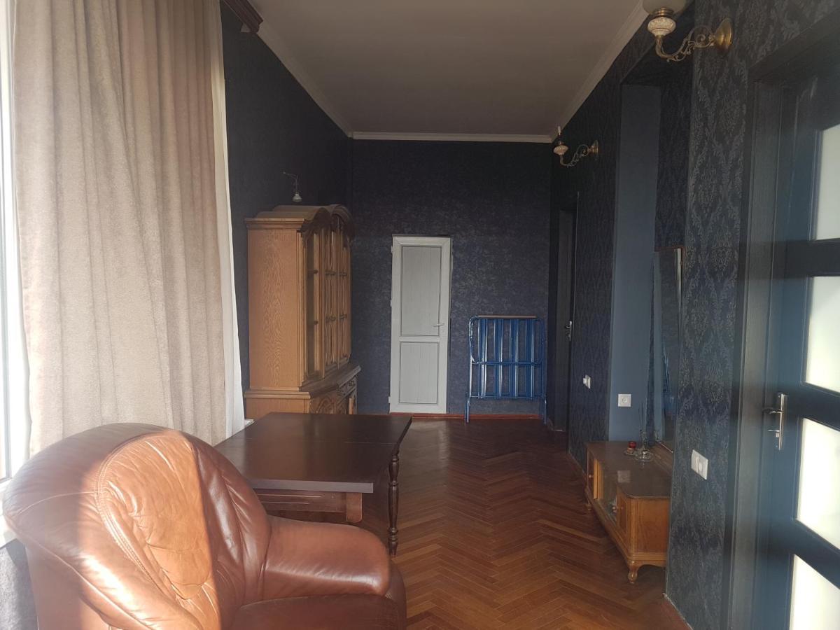 Romson Hotel Тбилиси Екстериор снимка